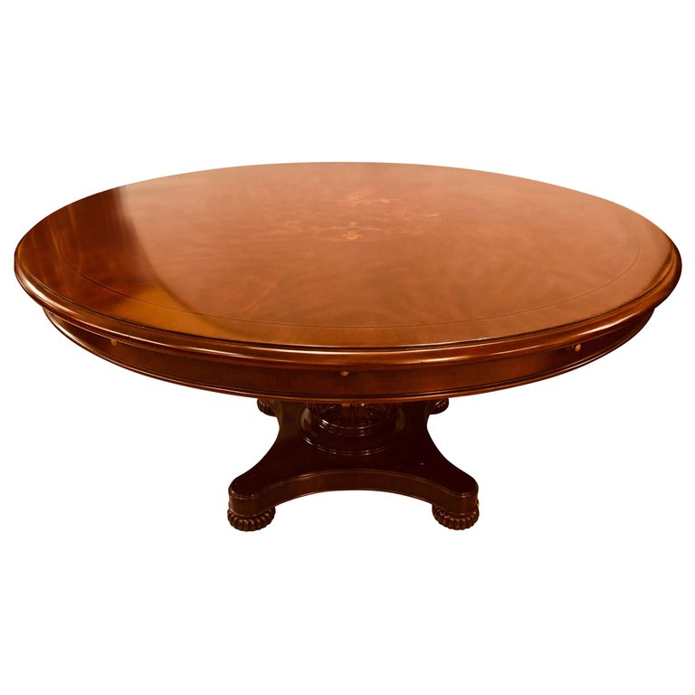 Georgian Style Circular Expanding Dining Room Table Having an Inlaid Top