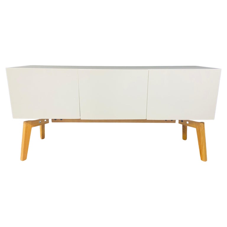Mid-Century Modern Style White Lacquered Sideboard, Credenza or Cabinet