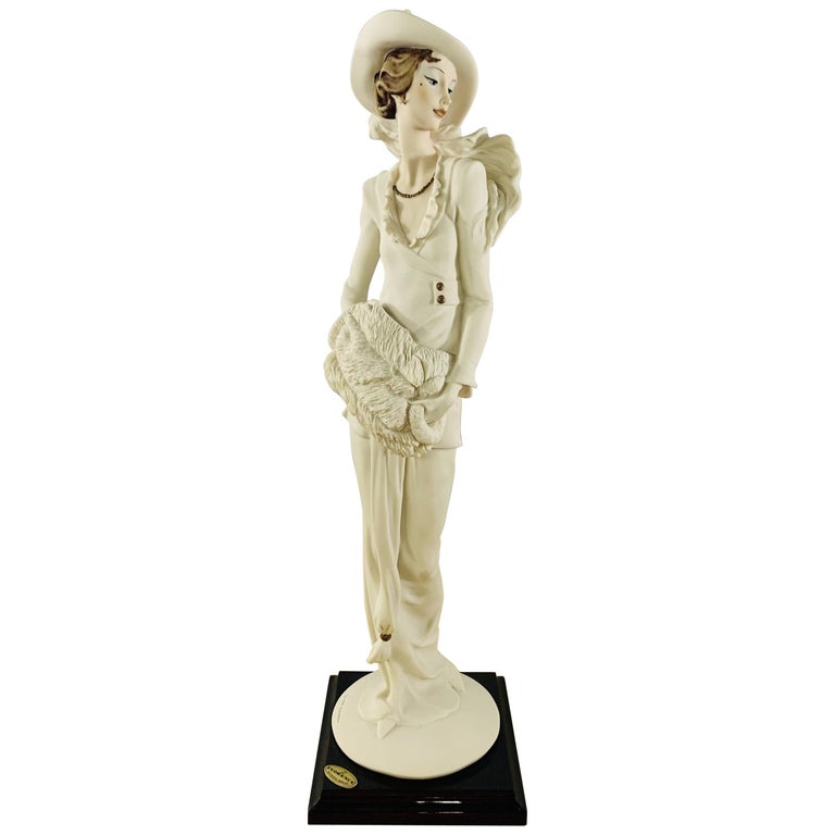 Giuseppe Armani Lady Porcelain Figurine