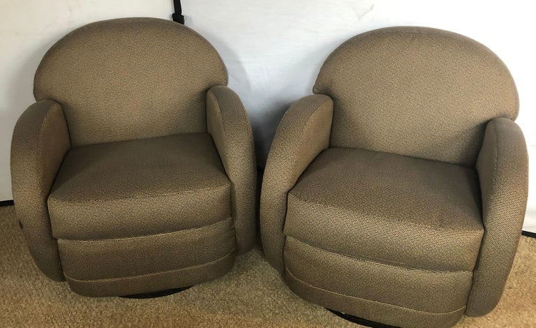 Pair of Mid-Century Modern Pace by Directional Leon Rosen Style Swivel Chair