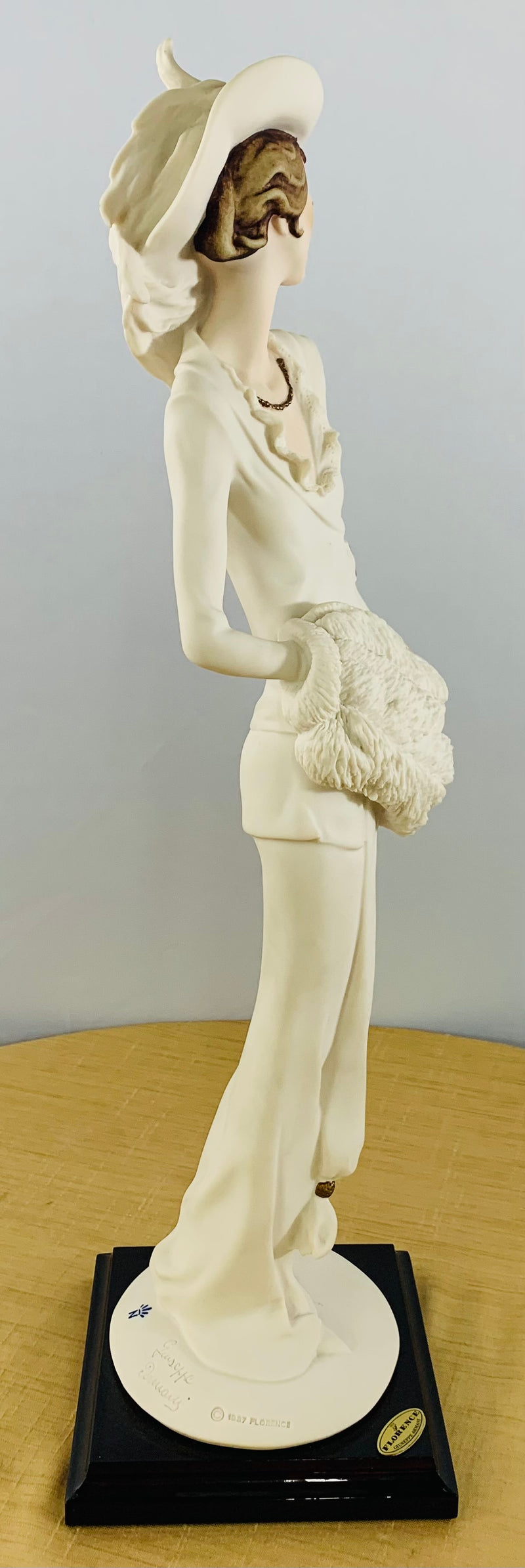 A Rare Giuseppe Armani Figurine